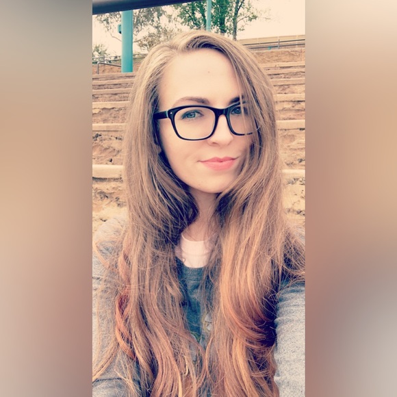 ✨Meet Your Posher, Staci!✨ - Picture 2 of 2